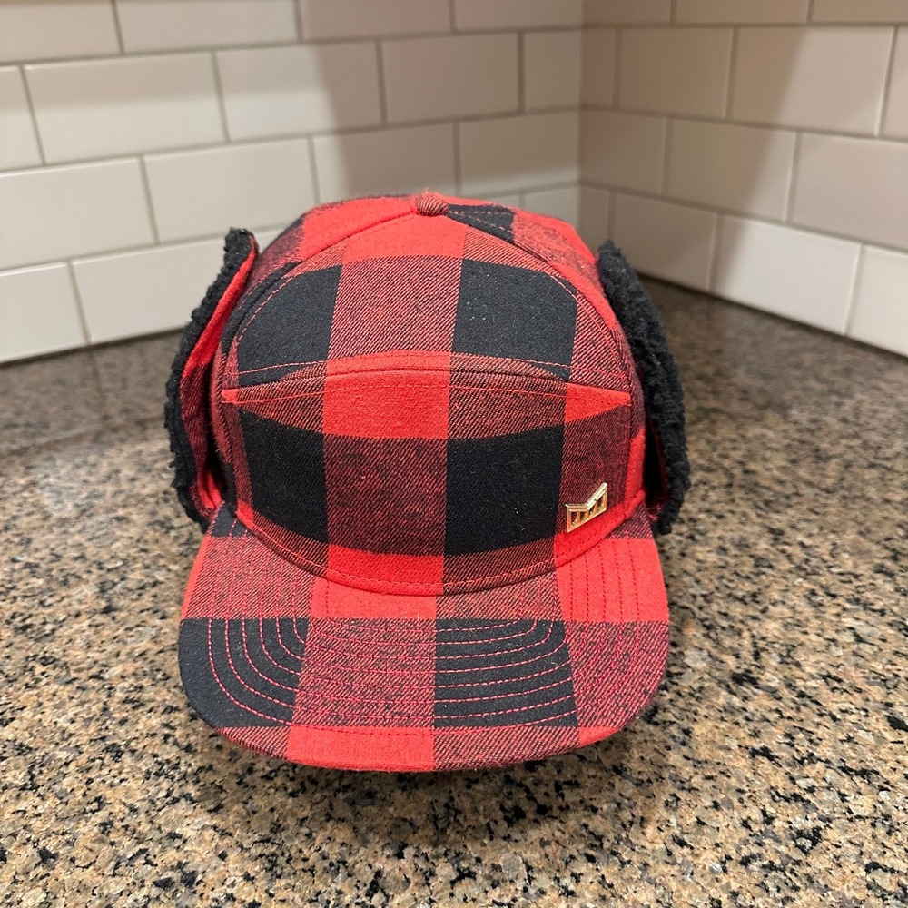 Melin Lumberjack Thermal Hat XL 61cm Red Black Buffalo Plaid Fleece Ear Flaps